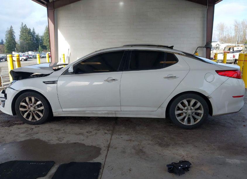 Photo 14 of 2015 Kia Optima EX (VIN 5XXGN4A70FG462245)