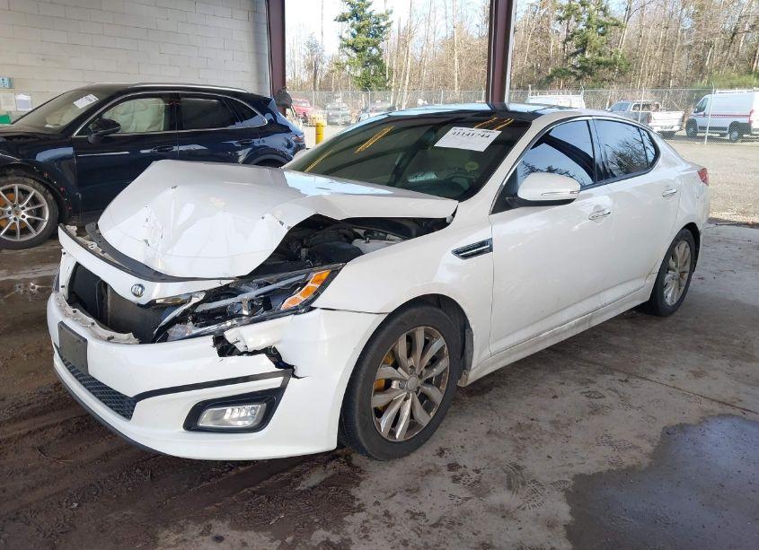 Photo 2 of 2015 Kia Optima EX (VIN 5XXGN4A70FG462245)