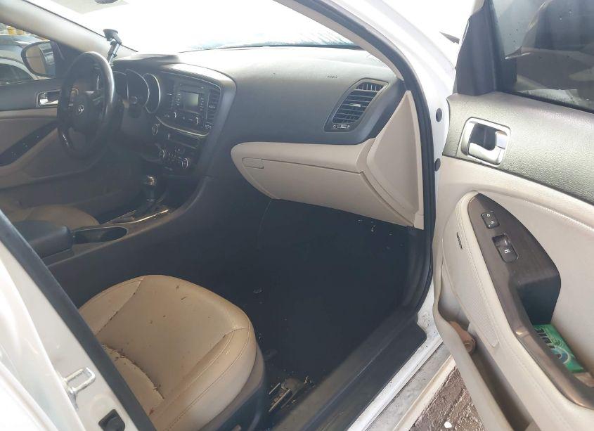 Photo 5 of 2015 Kia Optima EX (VIN 5XXGN4A70FG462245)