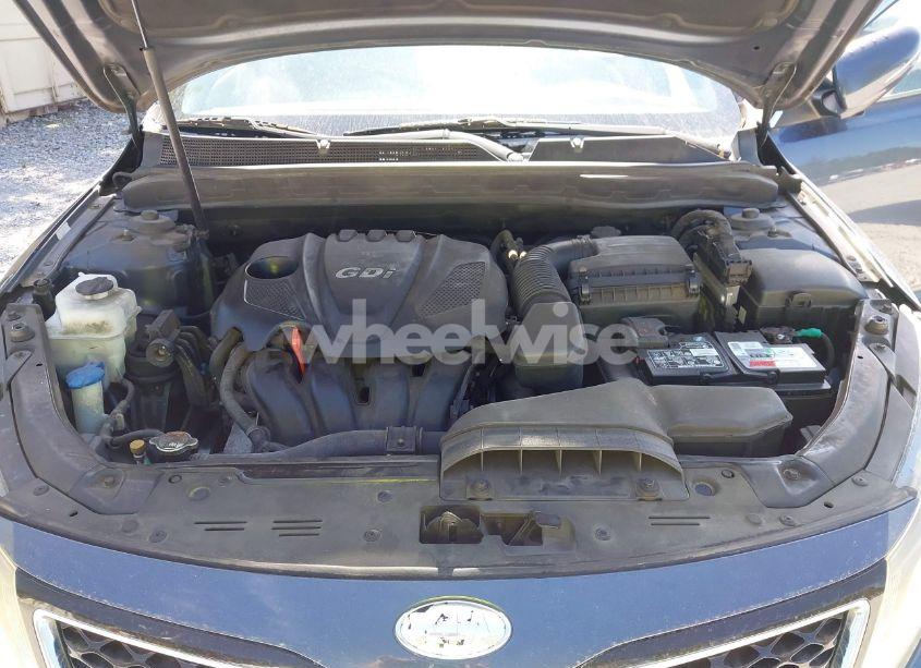 Photo 10 of 2015 Kia Optima EX (VIN 5XXGN4A70FG463685)