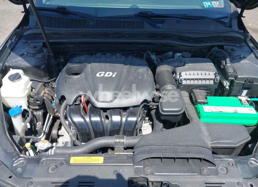 Photo 10 of 2015 Kia Optima EX (VIN 5XXGN4A70FG492121)