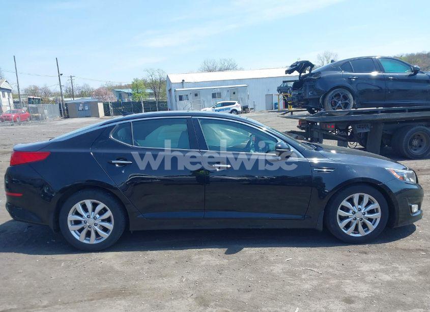 Photo 13 of 2015 Kia Optima EX (VIN 5XXGN4A70FG492121)