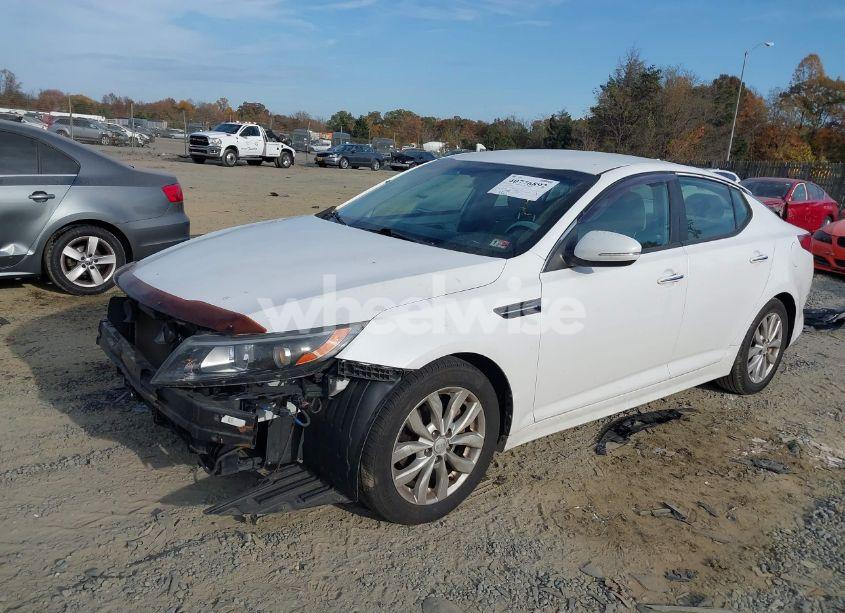 Photo 2 of 2015 Kia Optima EX (VIN 5XXGN4A70FG494290)