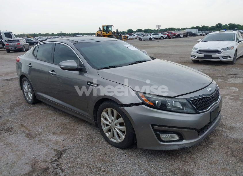 2015 Kia Optima EX (VIN 5XXGN4A70FG516014) main photo
