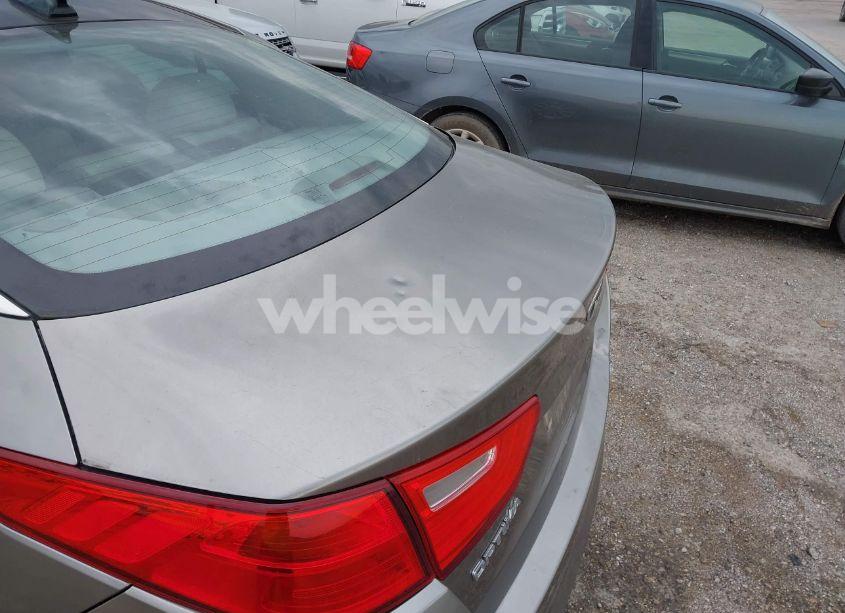 Photo 6 of 2015 Kia Optima EX (VIN 5XXGN4A70FG516014)