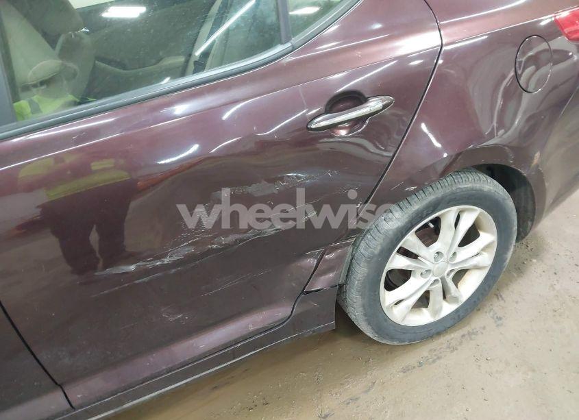 Photo 5 of 2012 Kia Optima EX (VIN 5XXGN4A71CG022966)