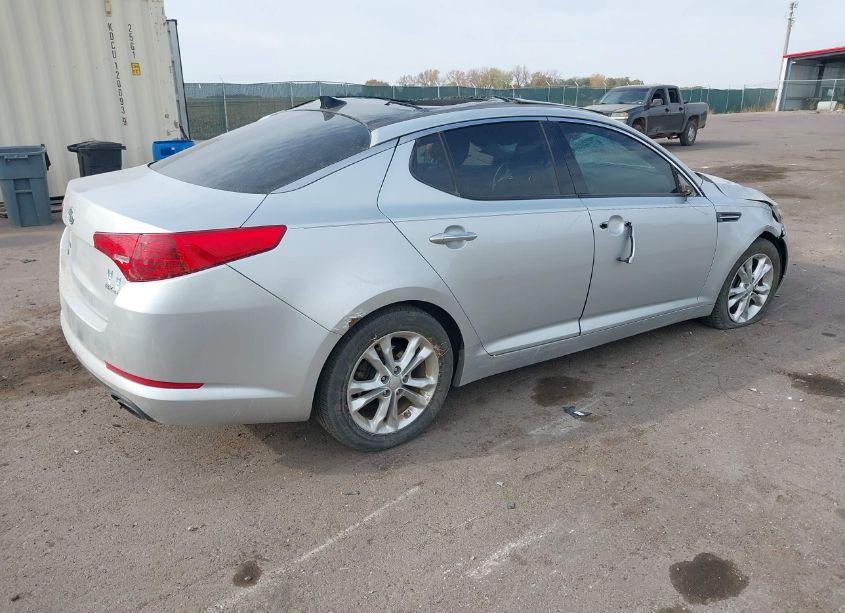 Photo 4 of 2012 Kia Optima EX (VIN 5XXGN4A71CG025897)