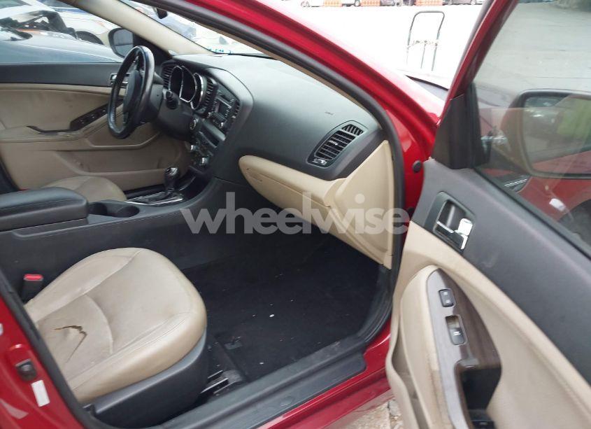 Photo 5 of 2012 Kia Optima EX (VIN 5XXGN4A71CG040528)