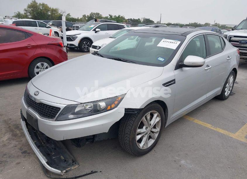 Photo 2 of 2013 Kia Optima EX (VIN 5XXGN4A71DG090914)
