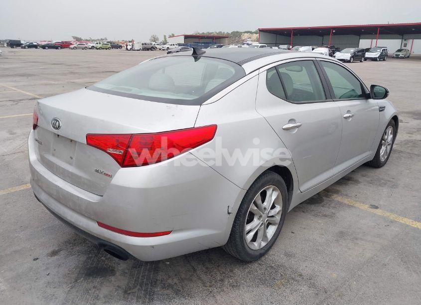 Photo 4 of 2013 Kia Optima EX (VIN 5XXGN4A71DG090914)