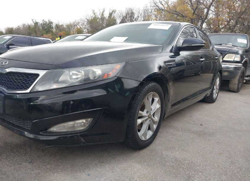 Photo 2 of 2013 Kia Optima EX (VIN 5XXGN4A71DG106660)