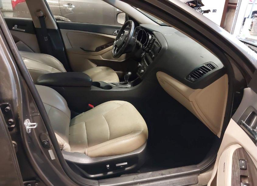 Photo 5 of 2013 Kia Optima EX (VIN 5XXGN4A71DG108442)