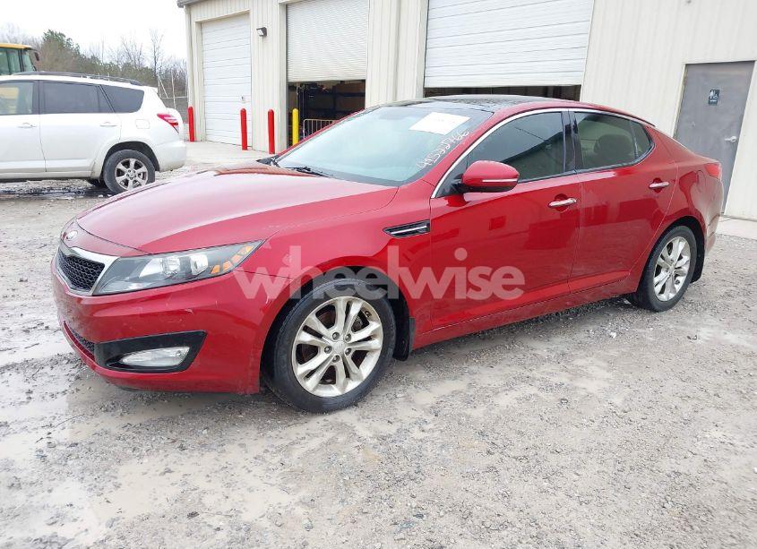 Photo 2 of 2013 Kia Optima EX (VIN 5XXGN4A71DG137276)