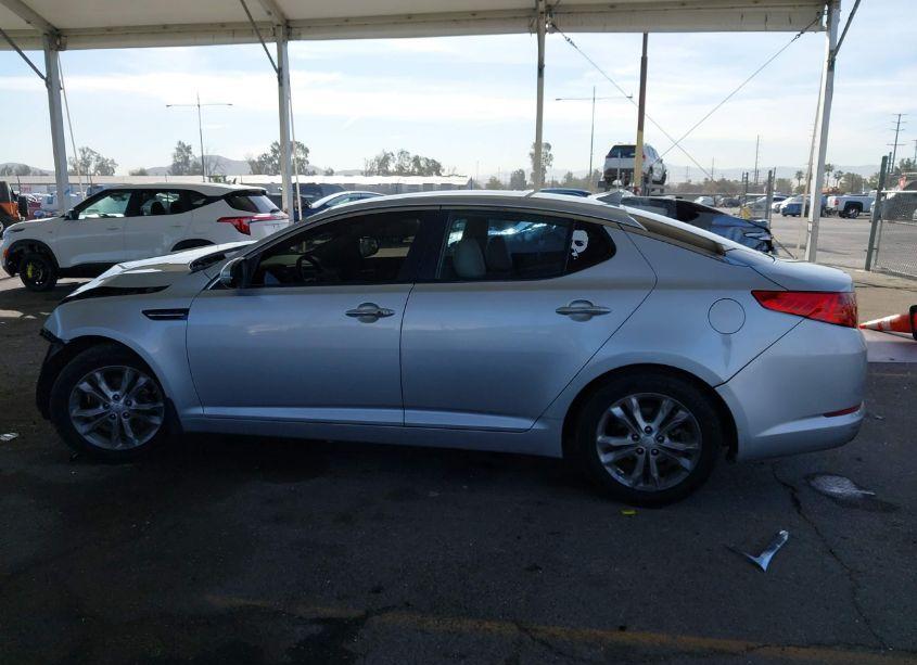 Photo 15 of 2013 Kia Optima EX (VIN 5XXGN4A71DG151047)