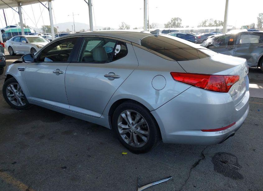 Photo 3 of 2013 Kia Optima EX (VIN 5XXGN4A71DG151047)