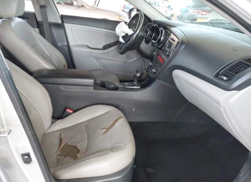 Photo 5 of 2013 Kia Optima EX (VIN 5XXGN4A71DG151047)