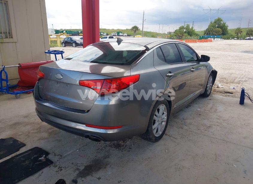 Photo 4 of 2013 Kia Optima EX (VIN 5XXGN4A71DG158225)
