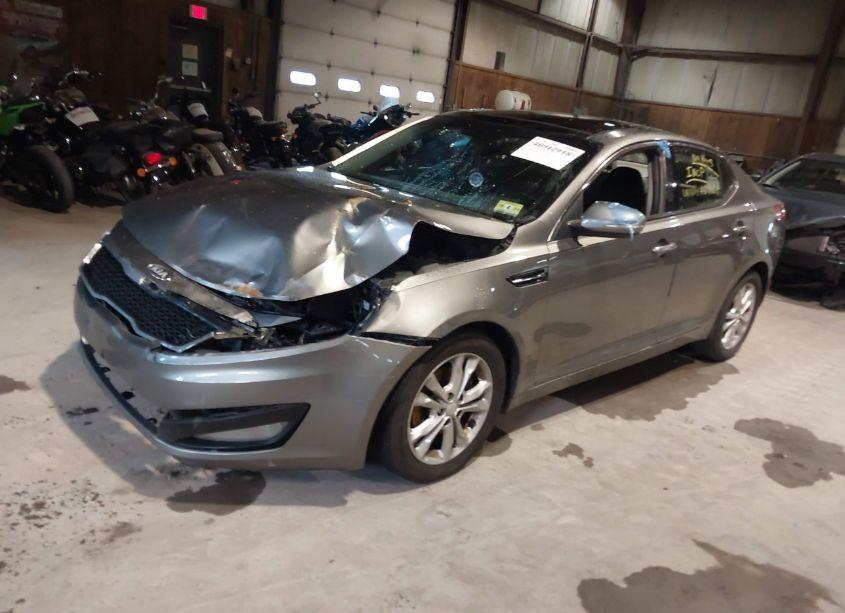 Photo 2 of 2013 Kia Optima EX (VIN 5XXGN4A71DG179981)