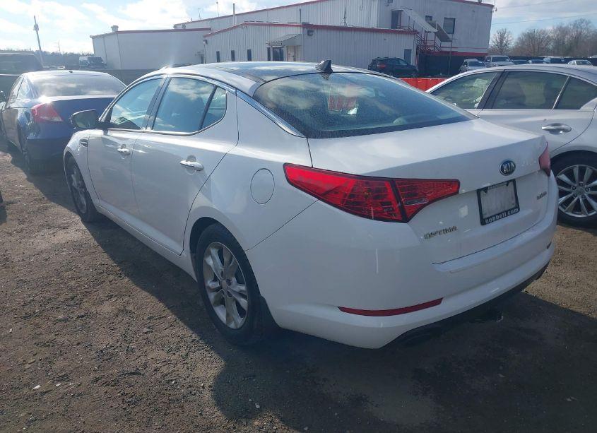 Photo 3 of 2013 Kia Optima EX (VIN 5XXGN4A71DG231528)