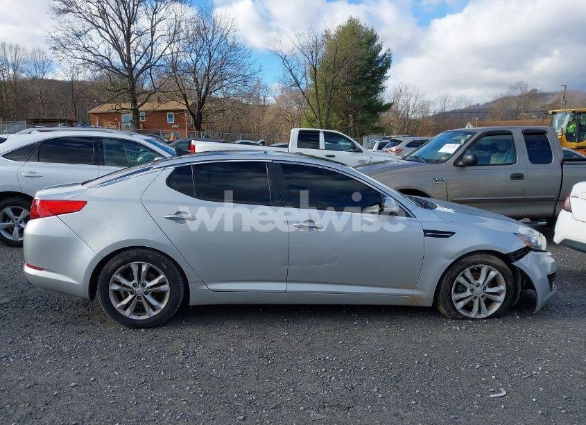 Photo 13 of 2013 Kia Optima EX (VIN 5XXGN4A71DG247731)