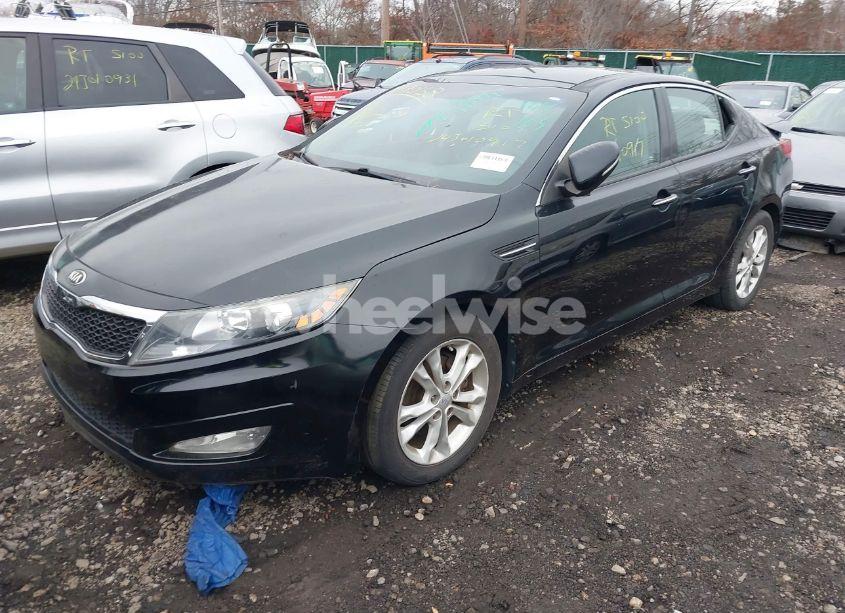 Photo 2 of 2013 Kia Optima EX (VIN 5XXGN4A71DG257756)