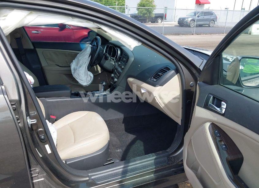 Photo 5 of 2014 Kia Optima EX (VIN 5XXGN4A71EG307086)