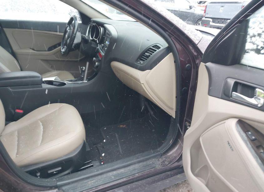 Photo 5 of 2014 Kia Optima EX (VIN 5XXGN4A71EG333350)