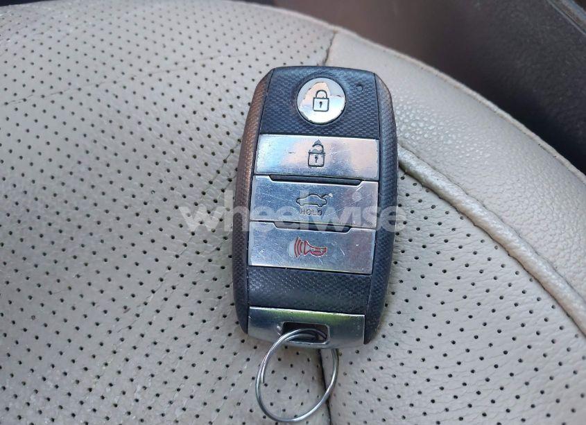 Photo 11 of 2015 Kia Optima EX (VIN 5XXGN4A71FG359044)