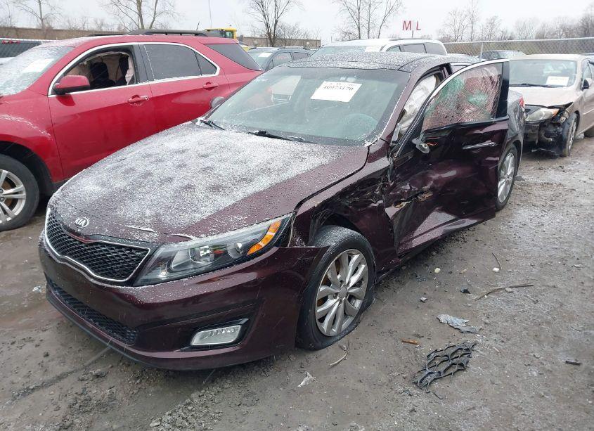 Photo 2 of 2015 Kia Optima EX (VIN 5XXGN4A71FG381951)