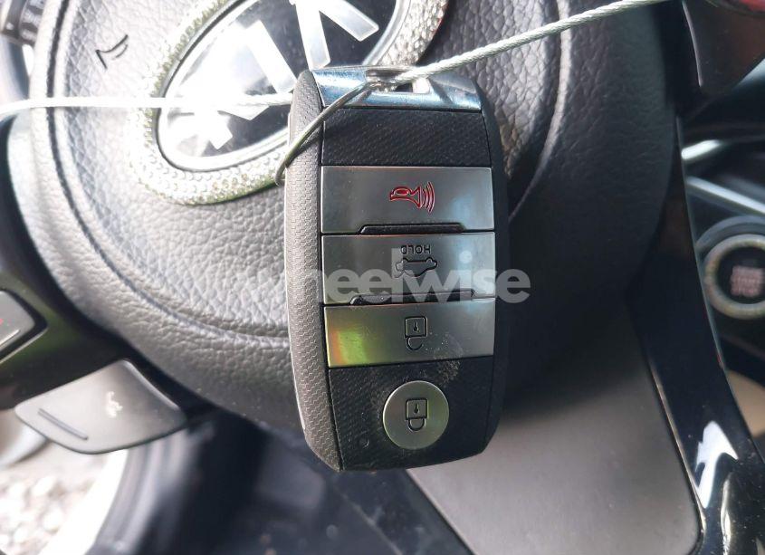 Photo 11 of 2015 Kia Optima EX (VIN 5XXGN4A71FG392559)