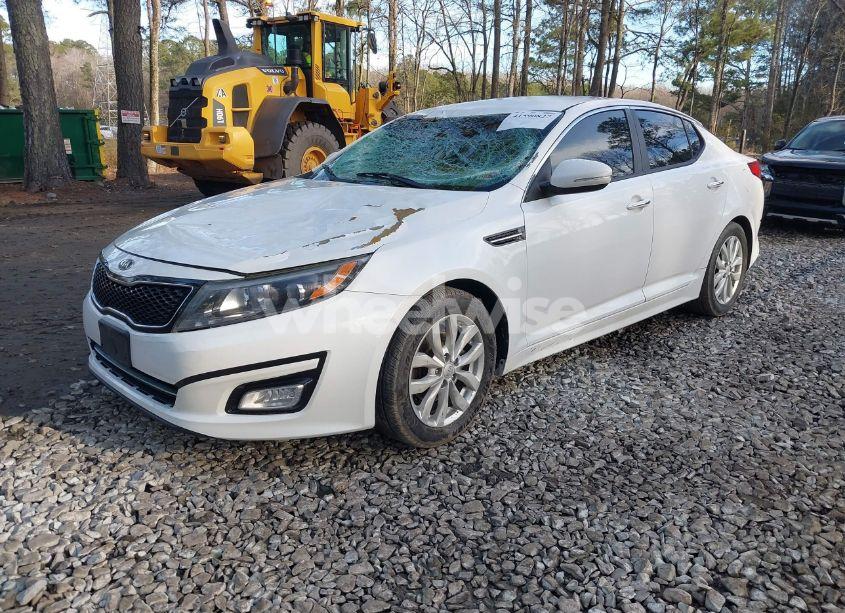 Photo 2 of 2015 Kia Optima EX (VIN 5XXGN4A71FG392559)