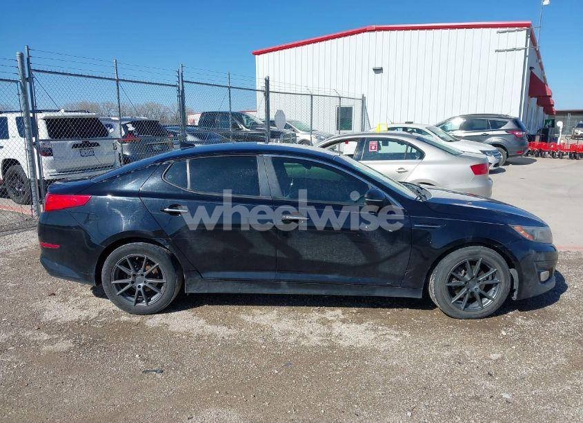 Photo 13 of 2015 Kia Optima EX (VIN 5XXGN4A71FG410123)