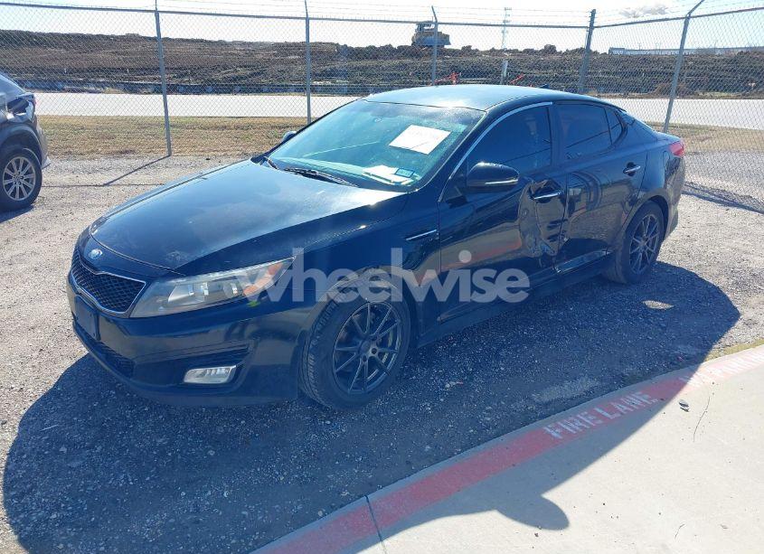 Photo 2 of 2015 Kia Optima EX (VIN 5XXGN4A71FG410123)