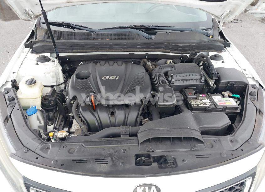 Photo 10 of 2015 Kia Optima EX (VIN 5XXGN4A71FG421848)