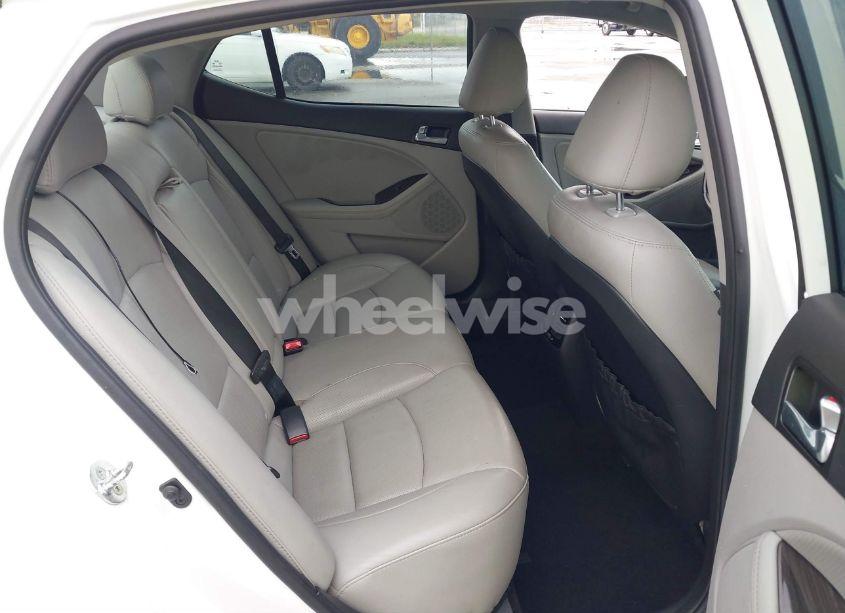 Photo 8 of 2015 Kia Optima EX (VIN 5XXGN4A71FG421848)