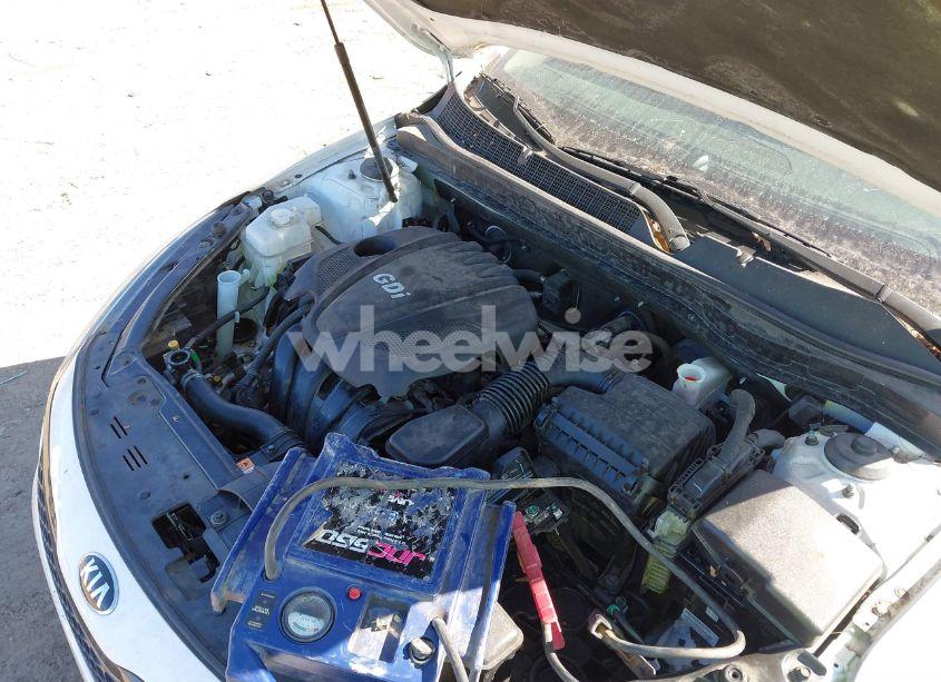 Photo 10 of 2015 Kia Optima EX (VIN 5XXGN4A71FG433529)