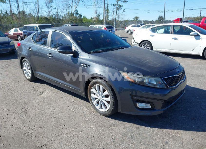 2015 Kia Optima EX (VIN 5XXGN4A71FG436950) main photo