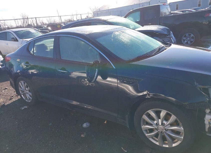 Photo 12 of 2015 Kia Optima EX (VIN 5XXGN4A71FG444501)