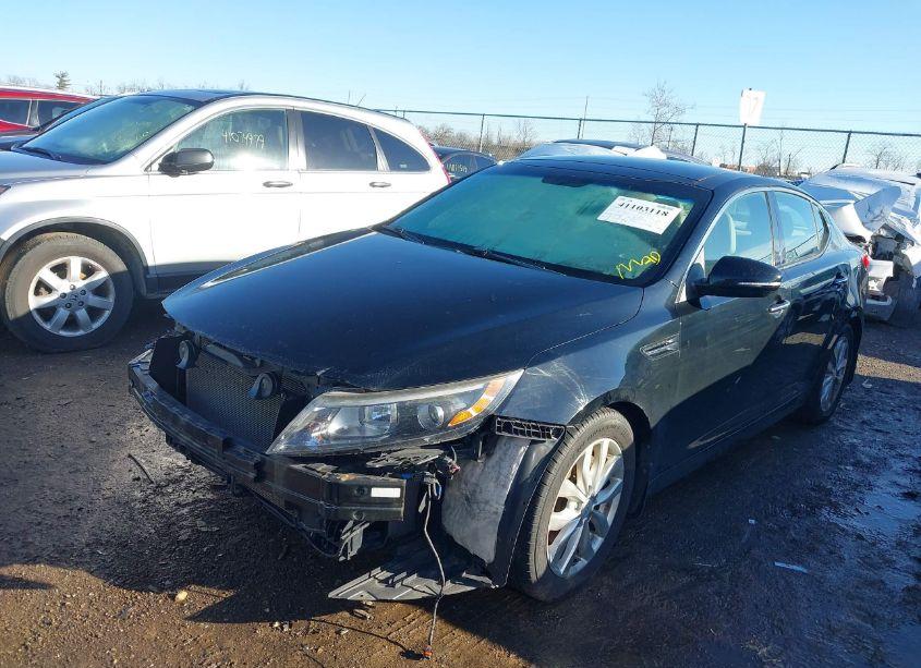Photo 2 of 2015 Kia Optima EX (VIN 5XXGN4A71FG444501)