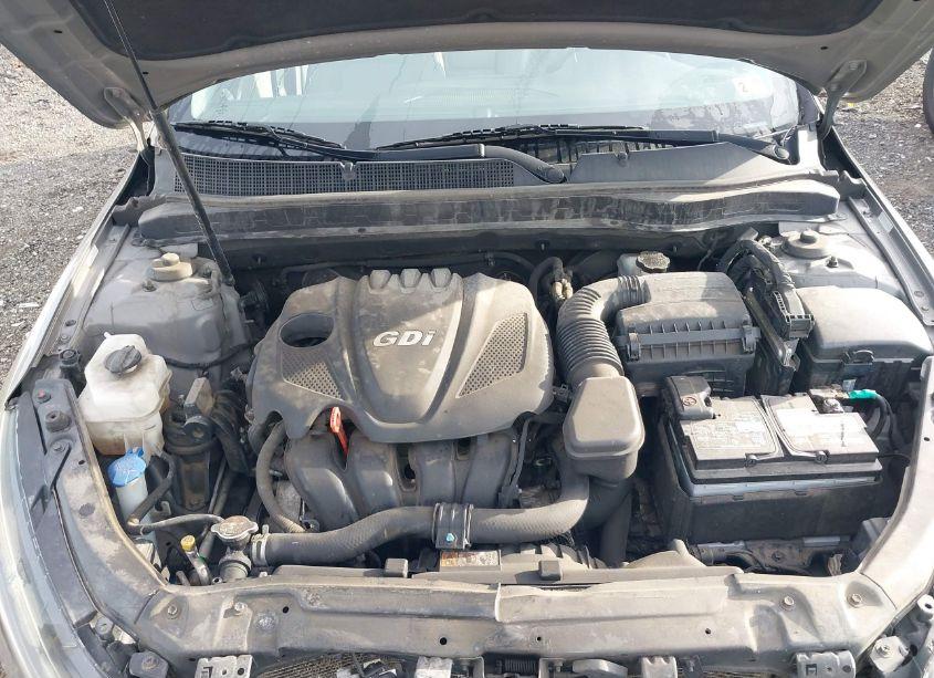 Photo 10 of 2015 Kia Optima EX (VIN 5XXGN4A71FG502820)