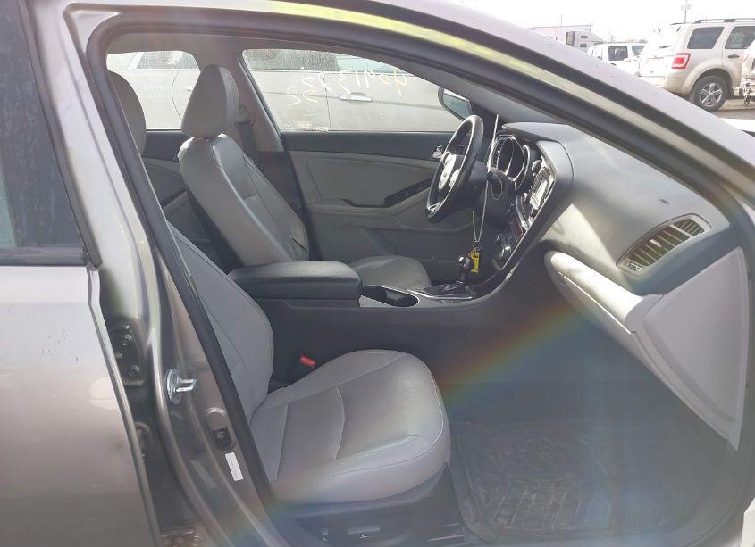 Photo 5 of 2015 Kia Optima EX (VIN 5XXGN4A71FG502820)