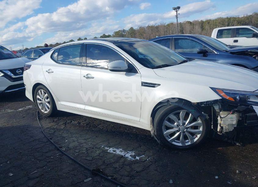 Photo 13 of 2015 Kia Optima EX (VIN 5XXGN4A71FG508391)