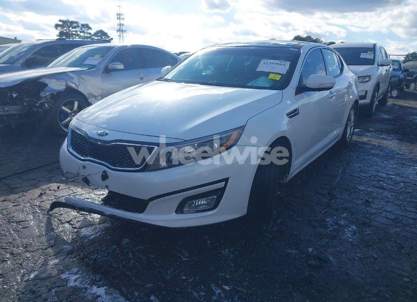 Photo 2 of 2015 Kia Optima EX (VIN 5XXGN4A71FG508391)