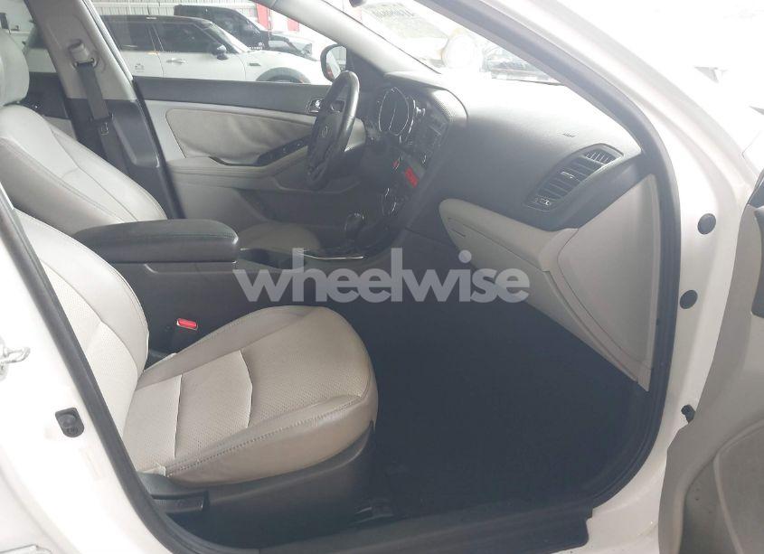 Photo 5 of 2012 Kia Optima EX (VIN 5XXGN4A72CG006260)