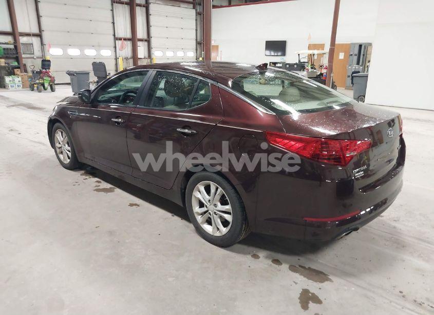 Photo 3 of 2012 Kia Optima EX (VIN 5XXGN4A72CG029957)