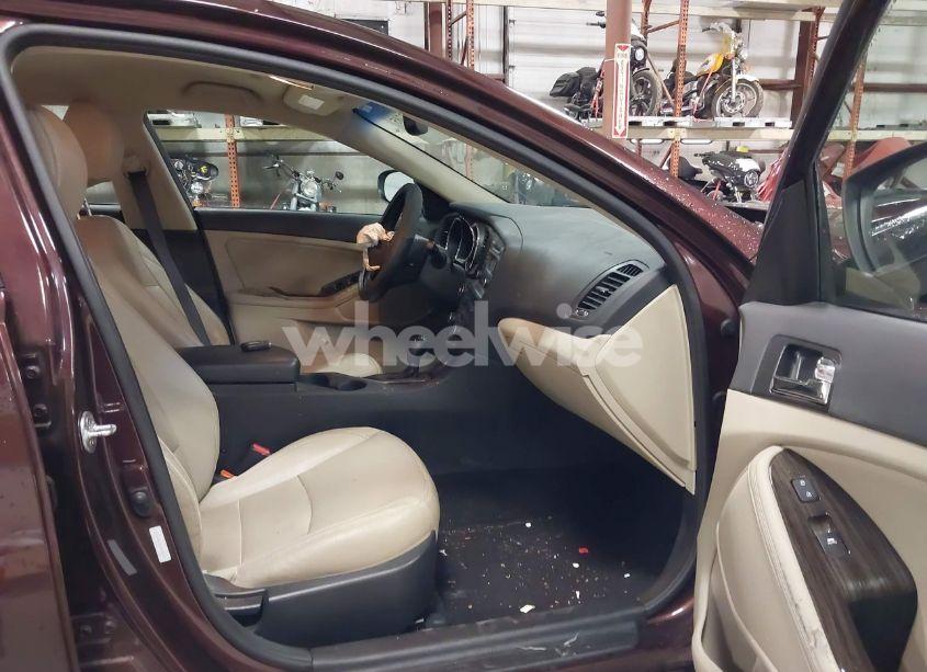 Photo 5 of 2012 Kia Optima EX (VIN 5XXGN4A72CG029957)