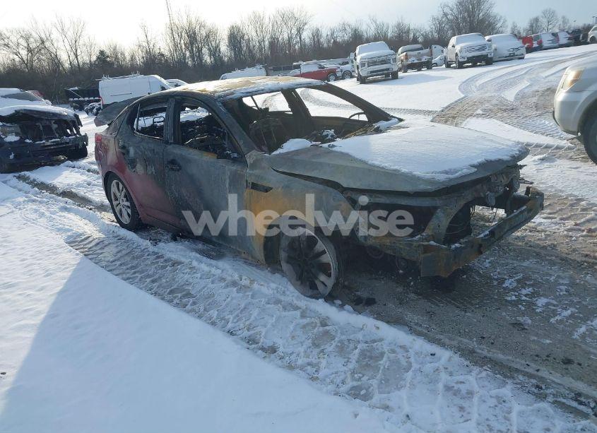 2012 Kia Optima EX (VIN 5XXGN4A72CG060139) main photo