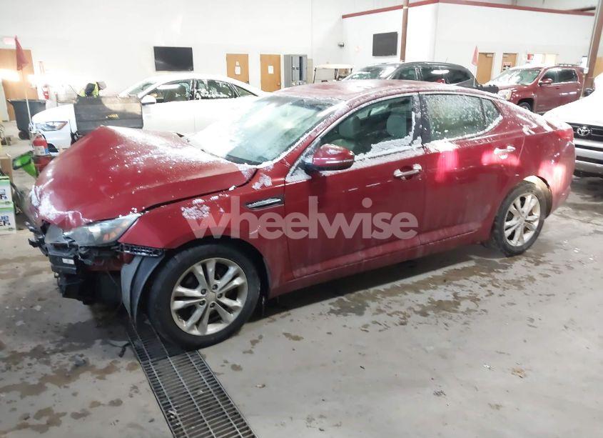 Photo 2 of 2012 Kia Optima EX (VIN 5XXGN4A72CG077569)