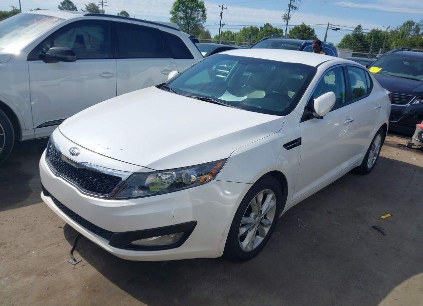 Photo 2 of 2013 Kia Optima EX (VIN 5XXGN4A72DG144317)