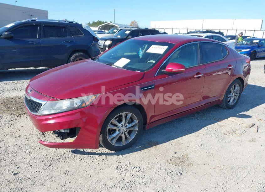 Photo 2 of 2013 Kia Optima EX (VIN 5XXGN4A72DG165295)